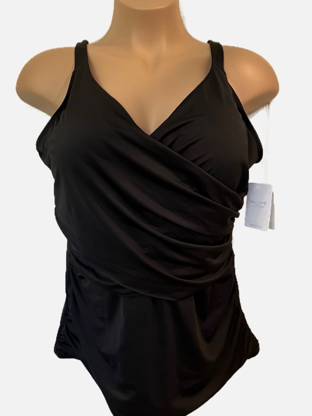 NWT Women’s Swimsuit Bathing  Suit Dolfin Black Wrap-Front Tankini Top 2XL